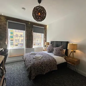 Royal Mile Romance By Heritage Collection Edimburgo